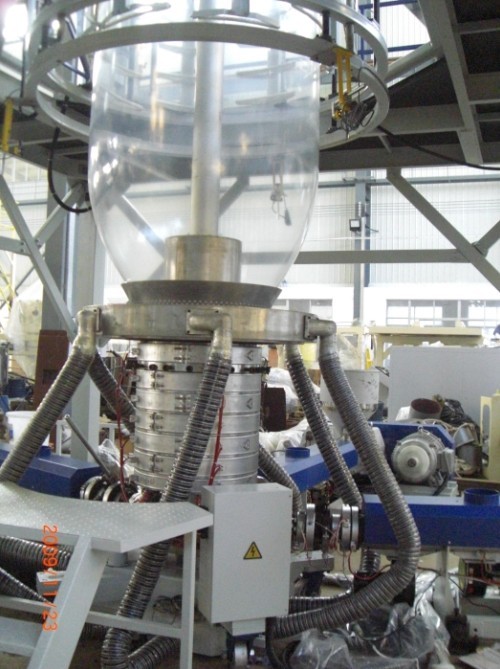 Máquina para soplar películas de coextrusión de tres capas 0